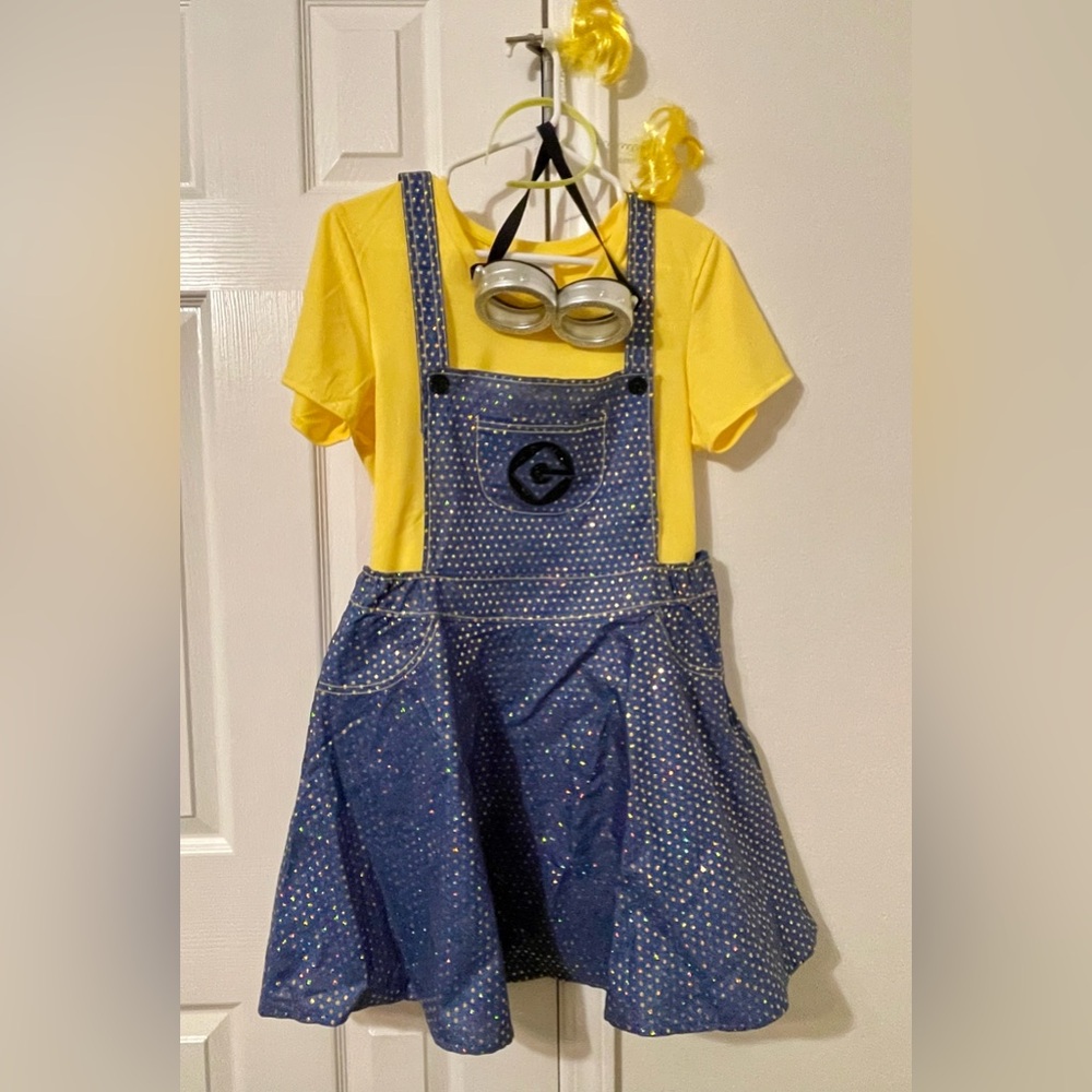 Spirit Halloween Minions Adult Bling Dress Costume Size Medium